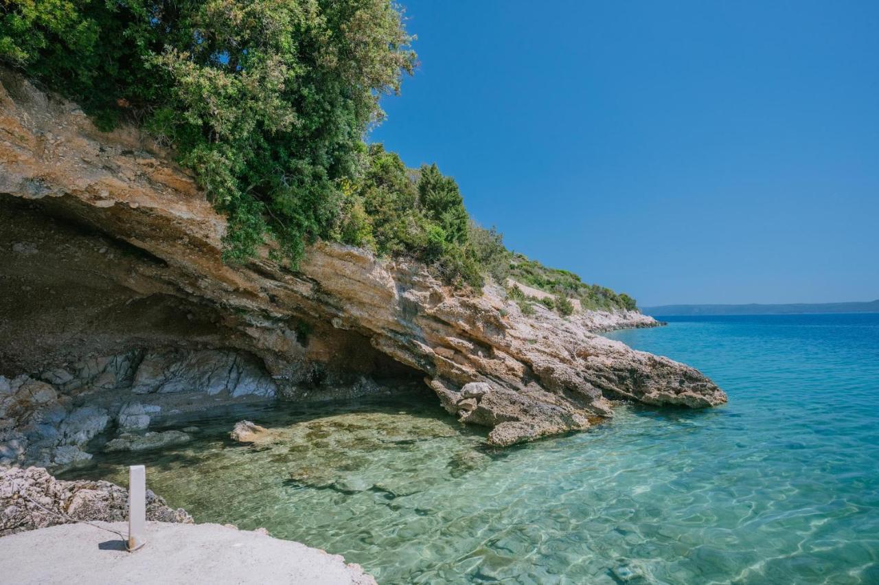 Hidden Gem By Nono Ban - Robinson Style Villa Bol Esterno foto